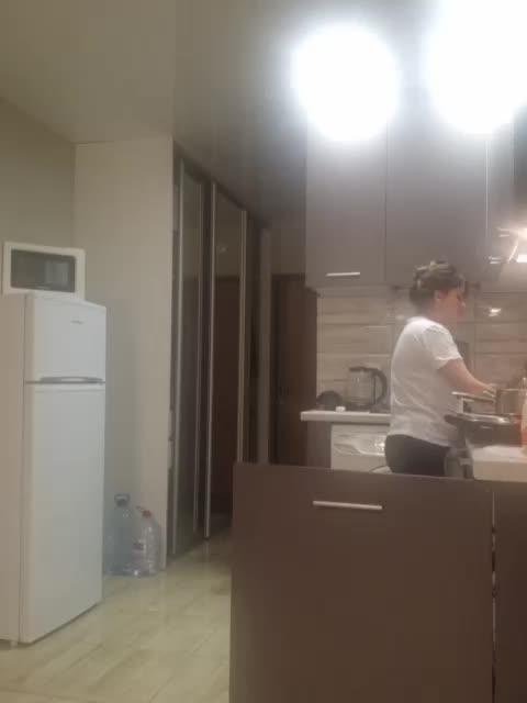 Kira183 Adult Chat October 4, 2025