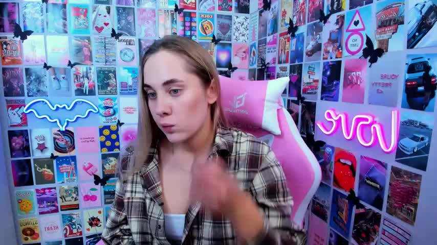 MiaMilas Adult Chat October 4, 2025