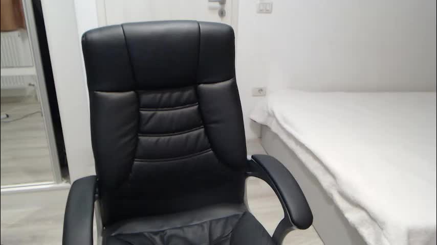 blue_eyes96 Adult Chat October 4, 2025