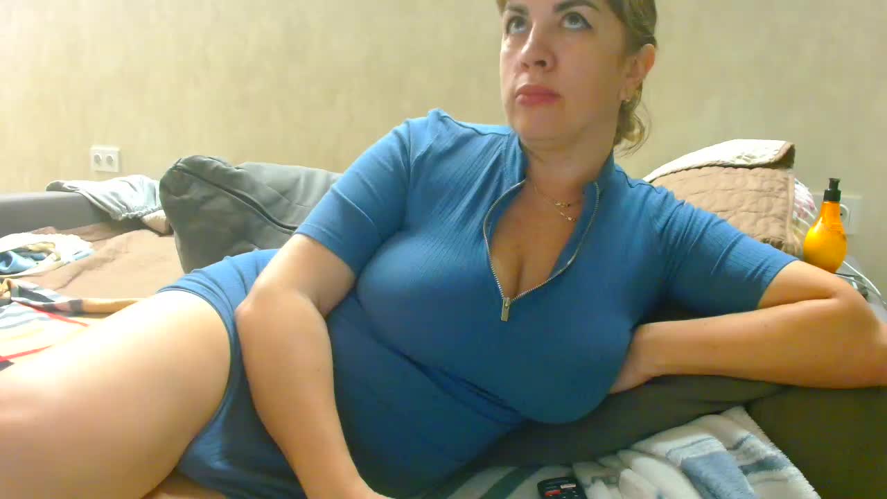 DonnaRosa Adult Chat October 4, 2025