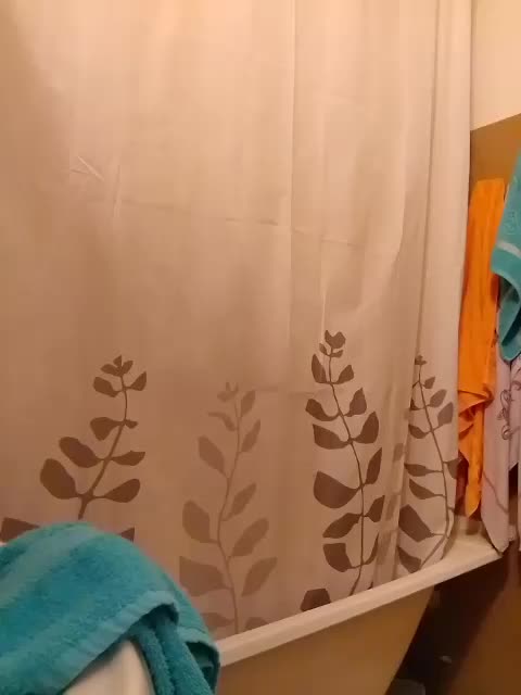 KONFETKAA-1 Adult Chat October 4, 2025