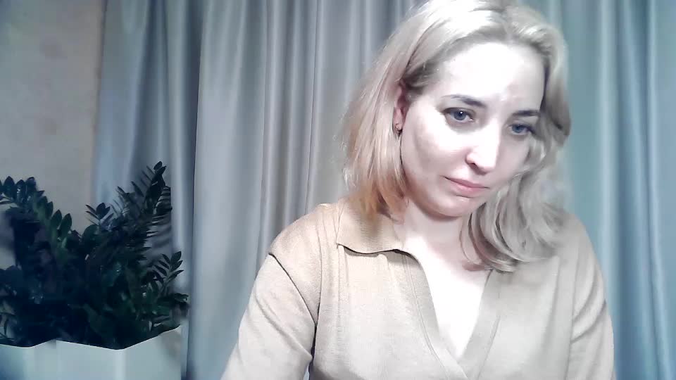 mariska-kiska Adult Chat October 3, 2025