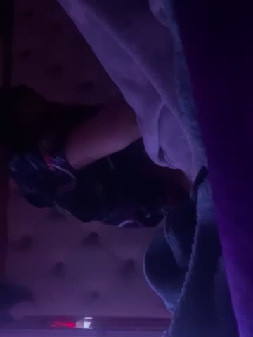 Flossy_Vettie Adult Chat October 4, 2025