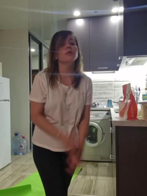 Kira183 Adult Chat October 4, 2025