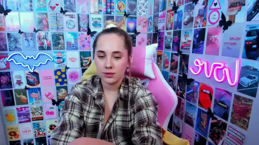 MiaMilas Adult Chat October 4, 2025