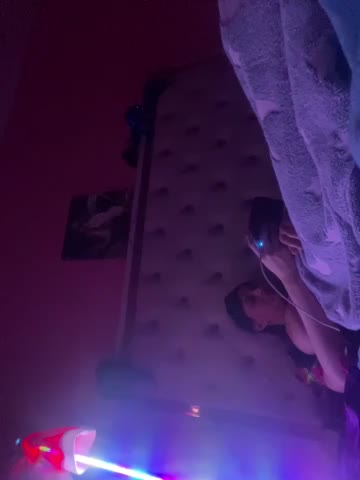 Flossy_Vettie Adult Chat October 4, 2025