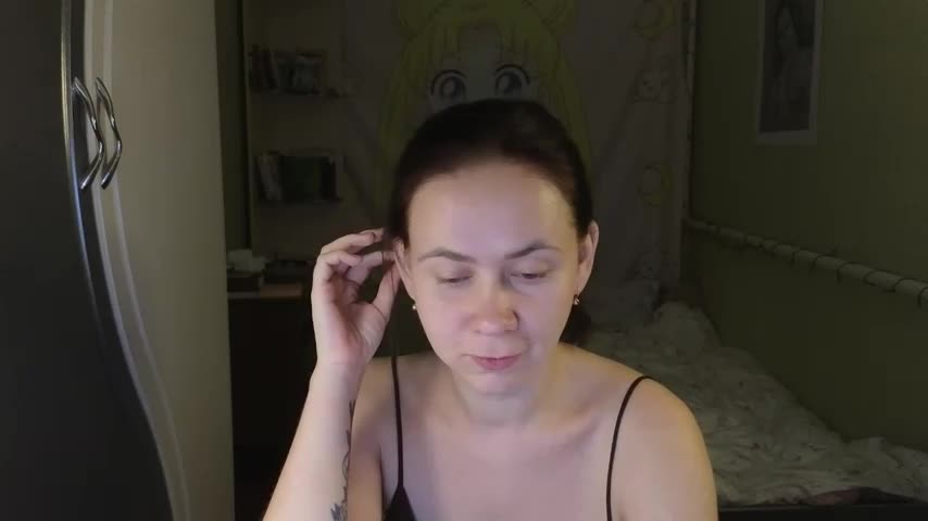 Riley_Roo Adult Chat October 4, 2025