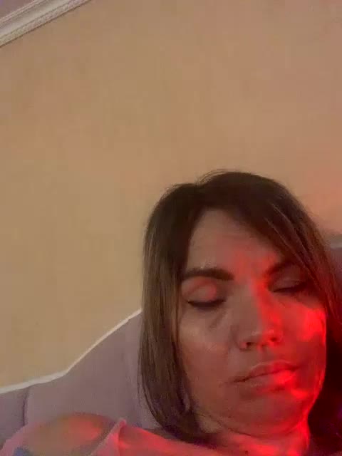 Ella-Pearlie Adult Chat October 4, 2025