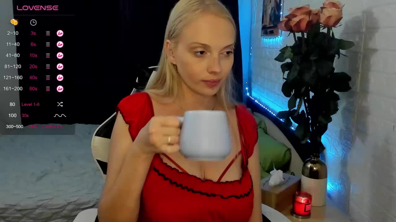 AmelieAndersen Adult Chat October 4, 2025