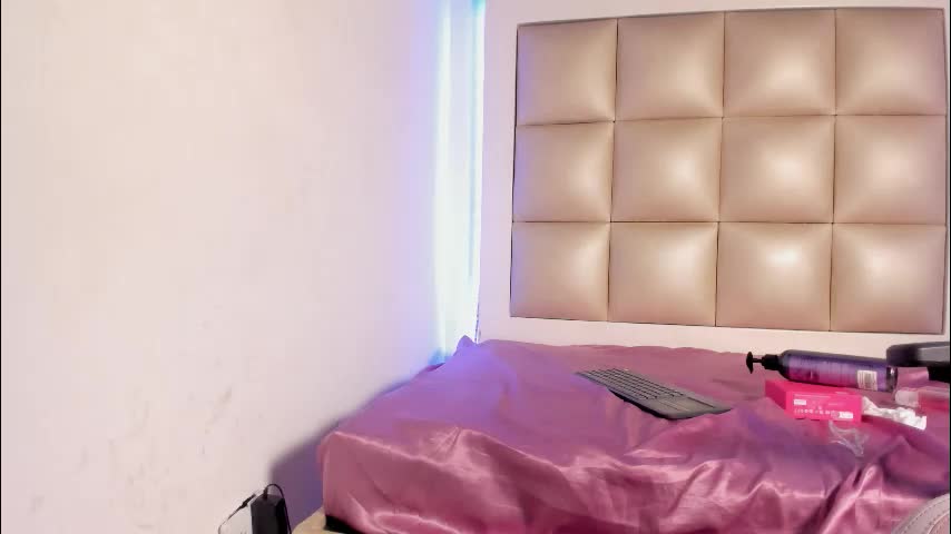 laura__js_ Adult Chat October 4, 2025