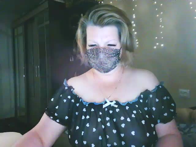 MsYummy Adult Chat October 4, 2025