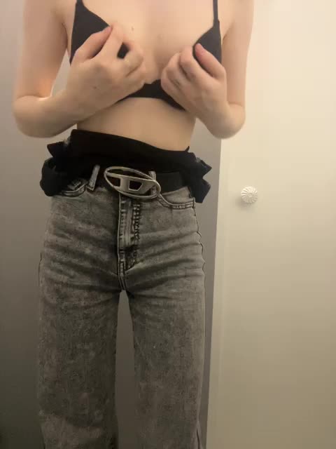 desdemonaaaa Adult Chat October 4, 2025