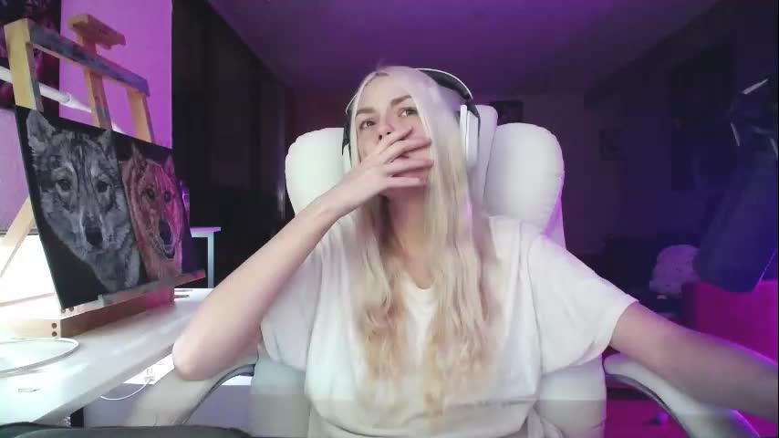 tinykylie Adult Chat October 4, 2025