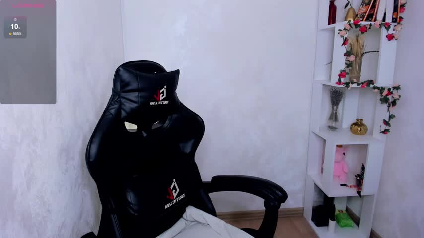 LinaFlawless Adult Chat October 4, 2025