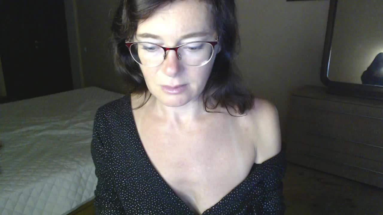 Viorica Adult Chat October 4, 2025