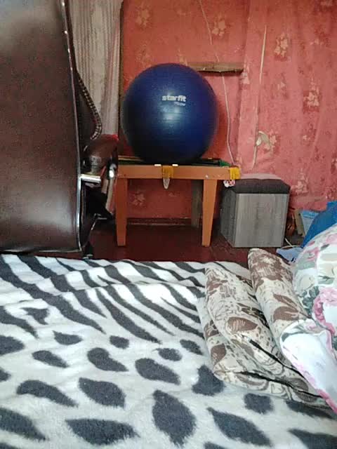 884_Sensuality_884 Adult Chat October 4, 2025