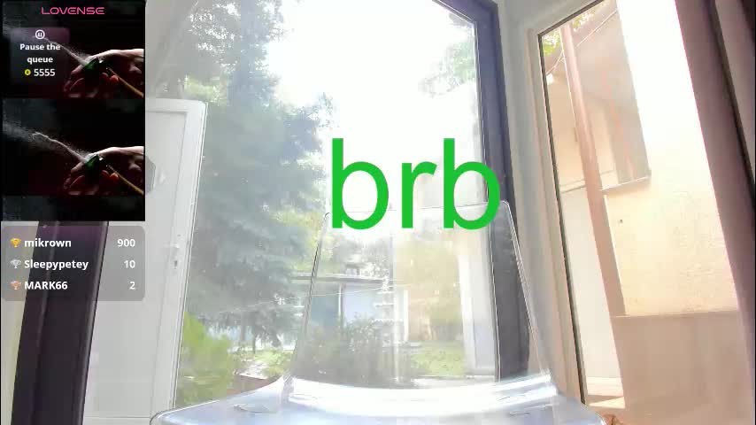 ella_vee Adult Chat October 4, 2025