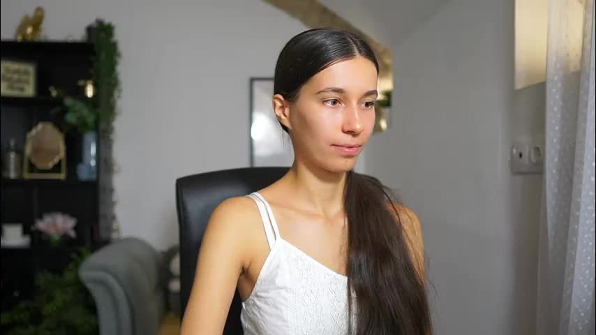 oliviiia__cruz Adult Chat October 4, 2025