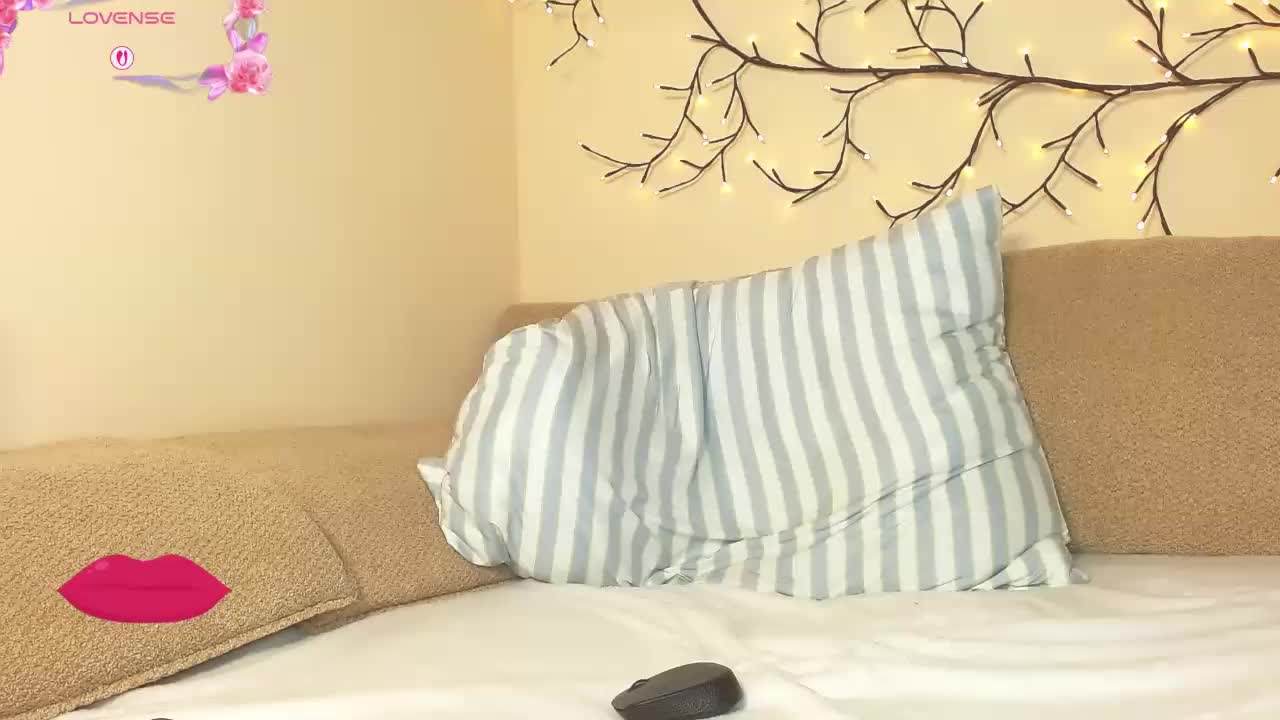 furbaFox Adult Chat October 4, 2025