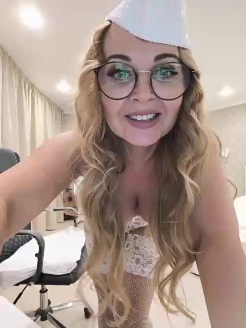 Milf_Zabava Adult Chat October 5, 2025