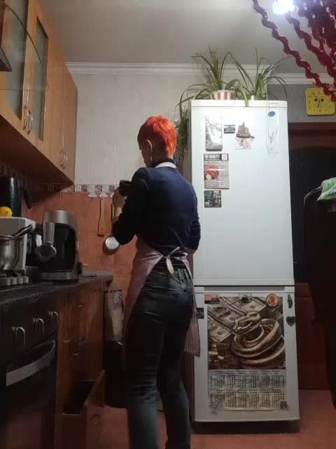 N-I-M-F-O-M-A-N-K-A Adult Chat October 5, 2025