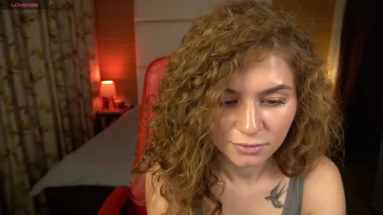 YoursGirlAlice Adult Chat October 5, 2025