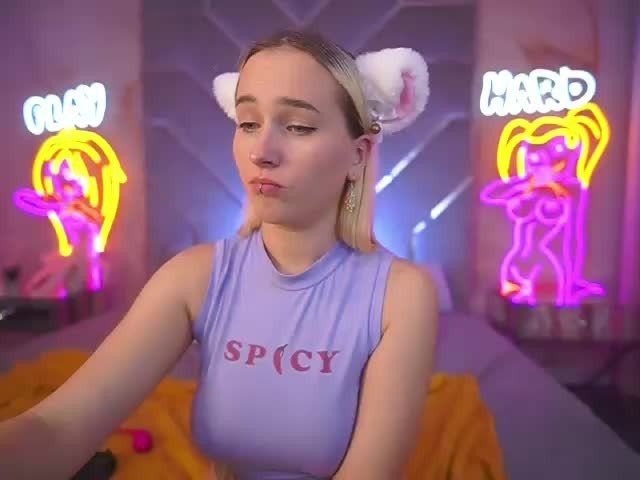 LilElfie Adult Chat October 5, 2025