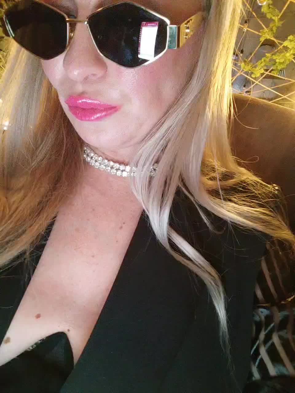 Blondi_Love Adult Chat October 5, 2025