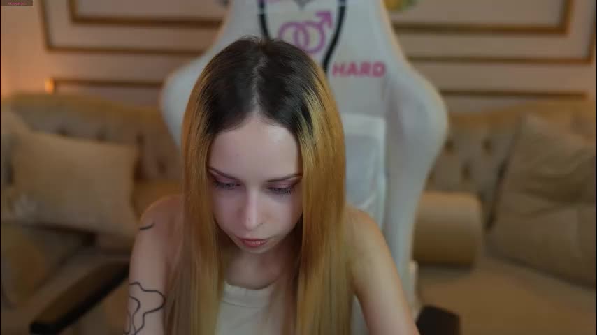 anabel_team054 Adult Chat October 5, 2025