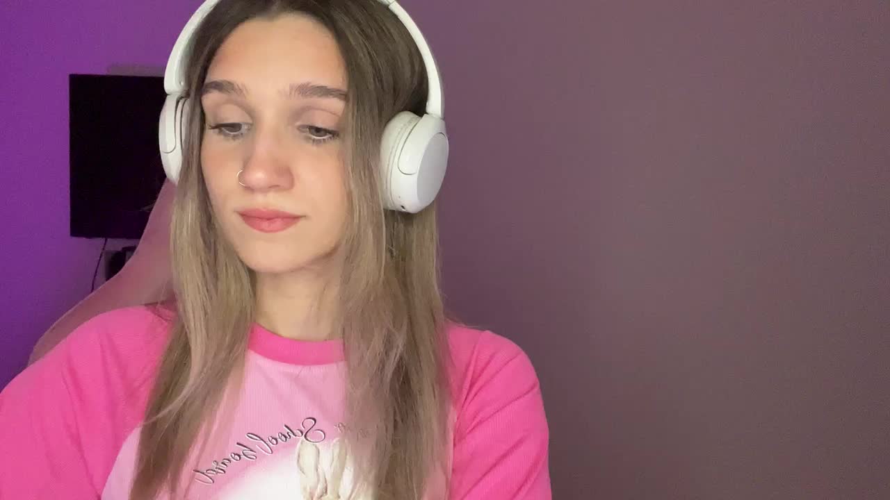 BabyTamagochi Adult Chat October 5, 2025