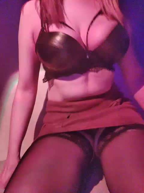 PANTYHOSECOUPLE Adult Chat October 5, 2025