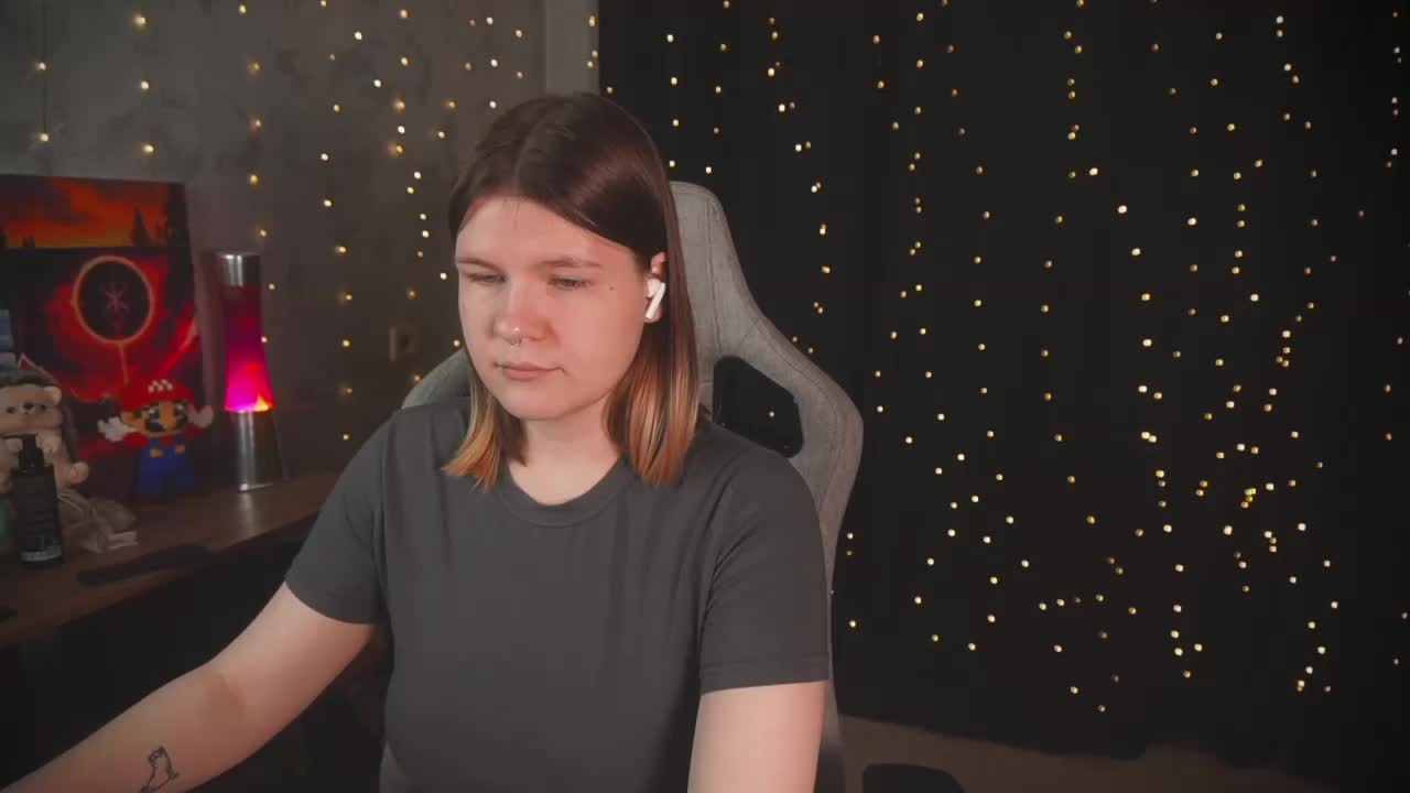 cutesoneckaaa Adult Chat October 5, 2025