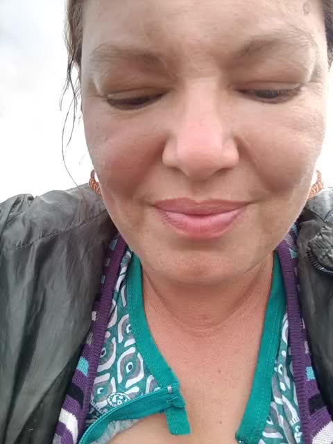 Raspberry_Rum Adult Chat October 5, 2025