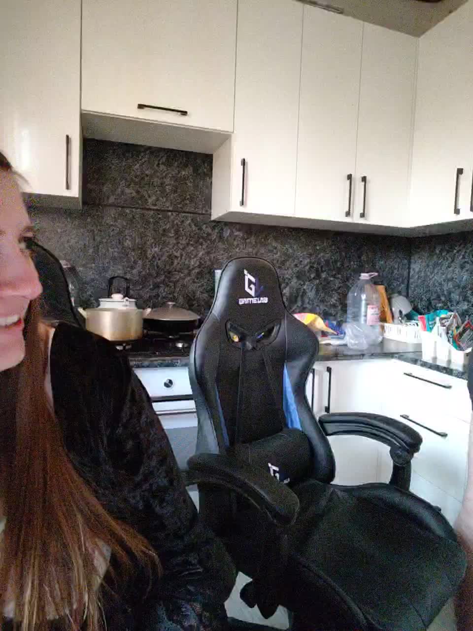 Innokentiy449 Adult Chat October 6, 2025