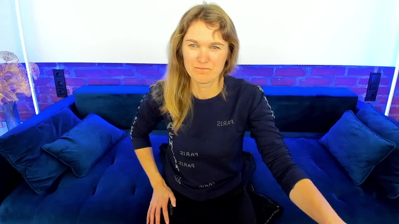 Annabel-xxx Adult Chat October 6, 2025