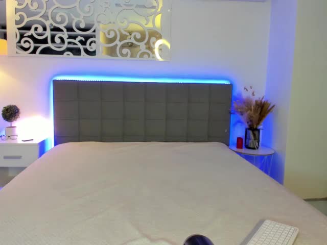 HollyTaillor Adult Chat October 6, 2025