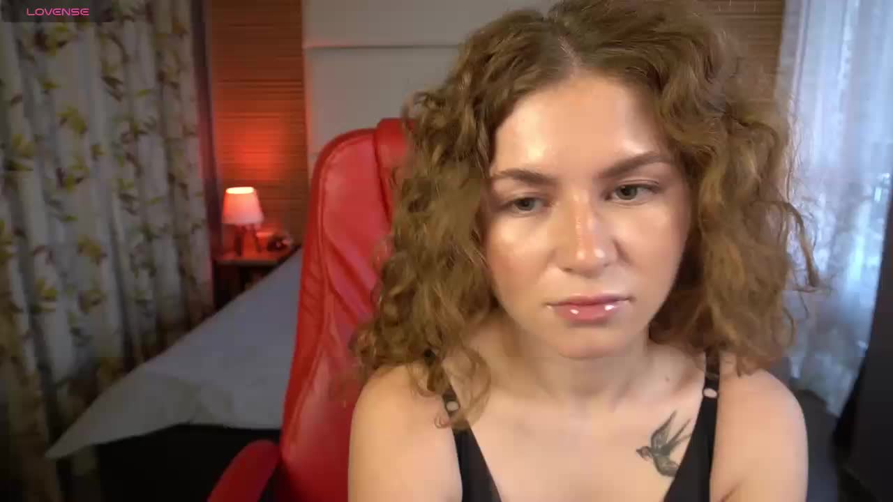 YoursGirlAlice Adult Chat October 6, 2025