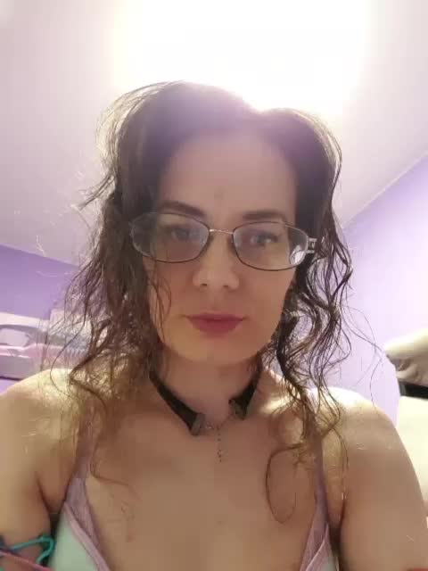 analiMilana Adult Chat October 6, 2025