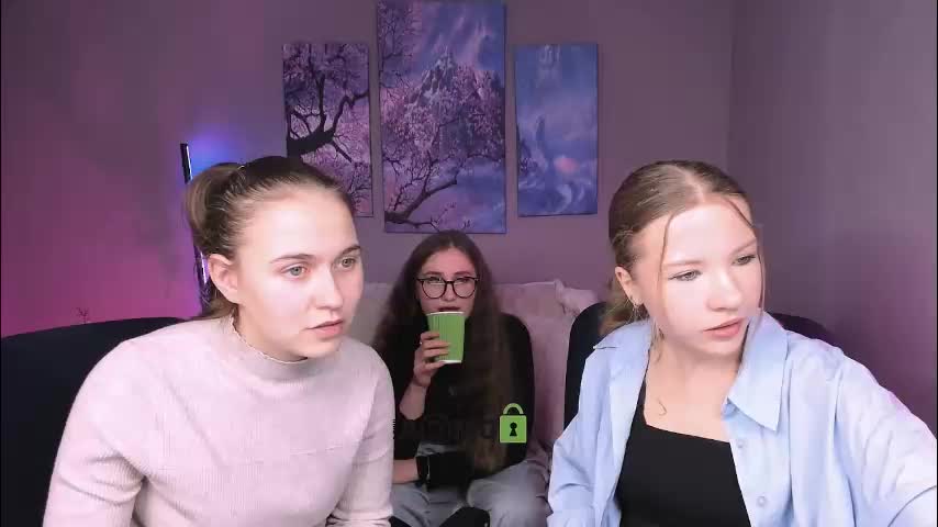 molly_xxx3 Adult Chat October 6, 2025