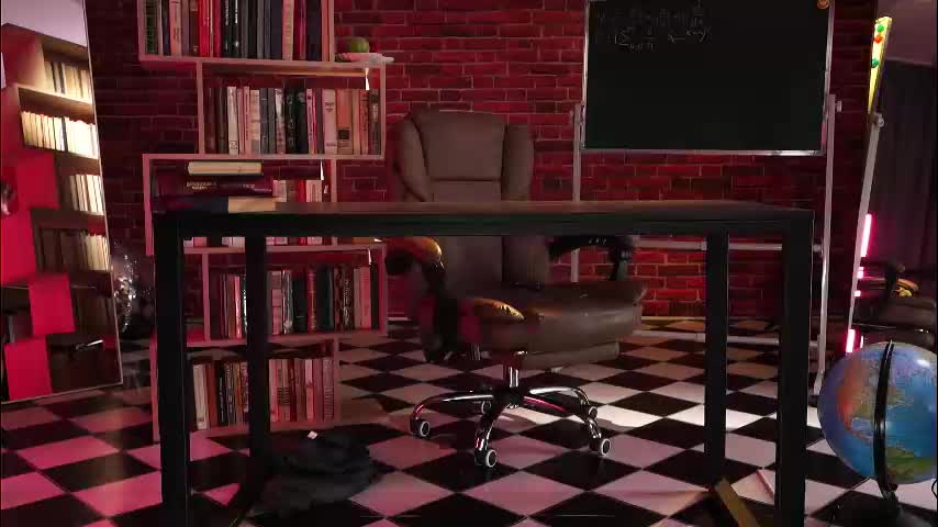 _meganmeow_ Adult Chat October 6, 2025