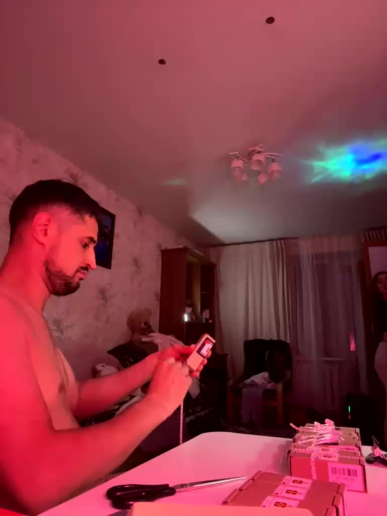 VIP17CoupleDream Adult Chat October 6, 2025