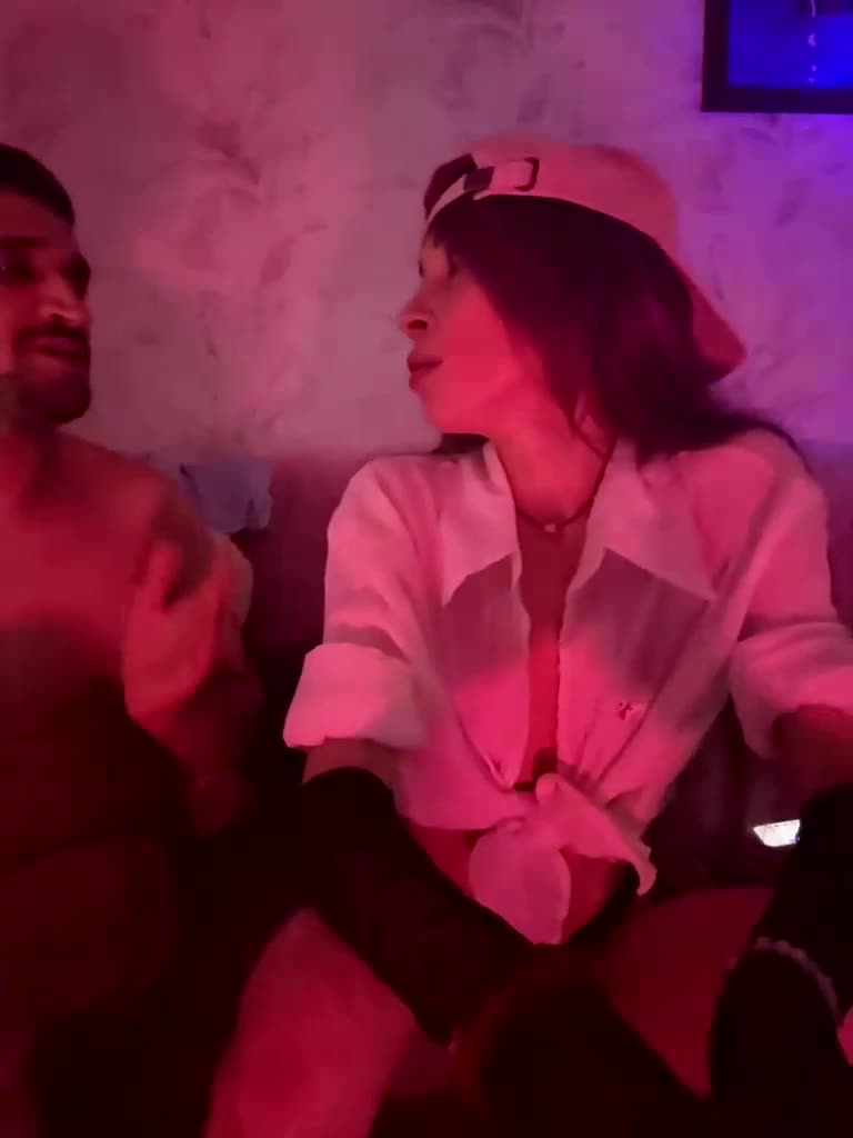 VIP17CoupleDream Adult Chat October 6, 2025