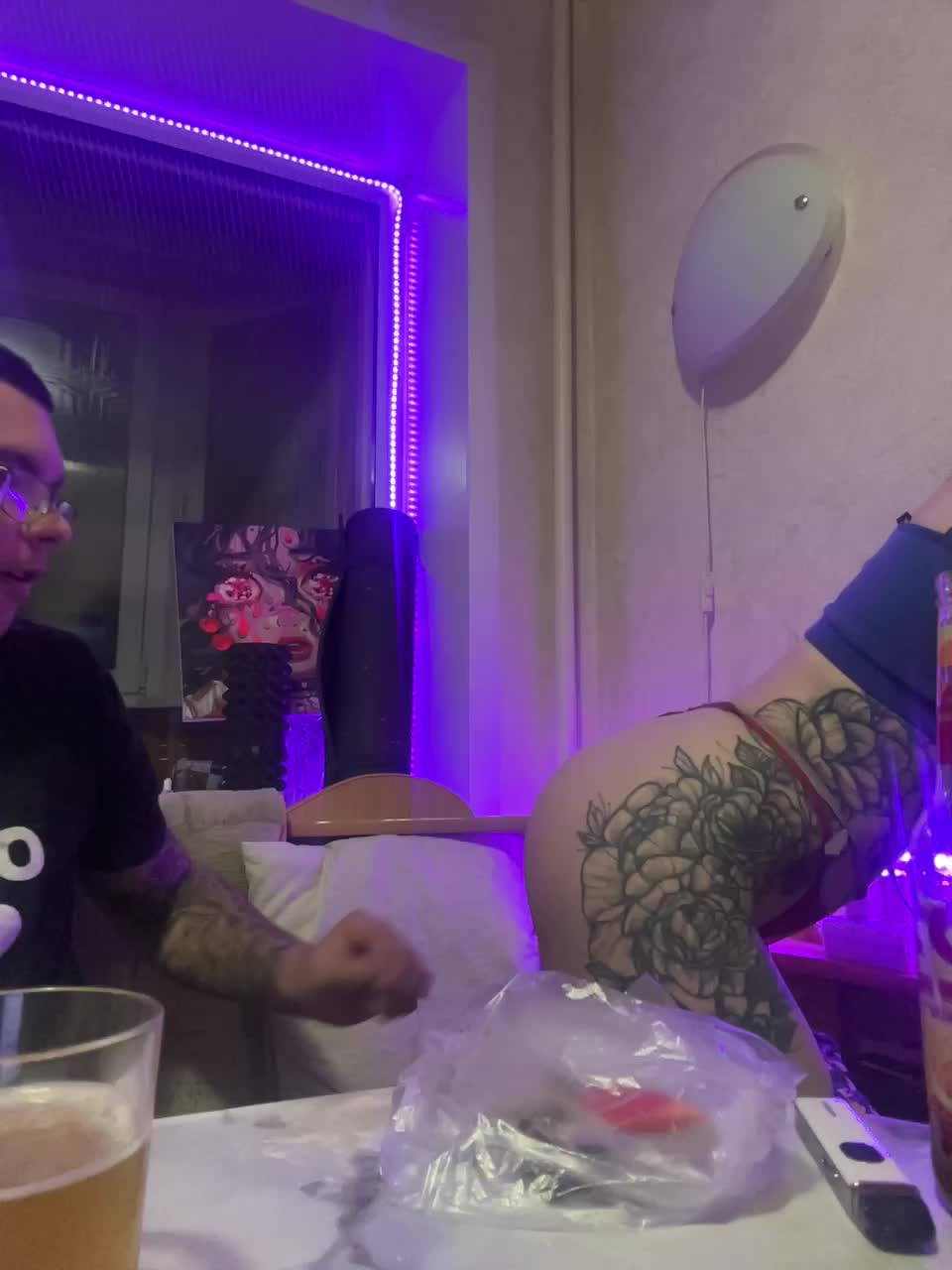 Letti28 Adult Chat October 6, 2025