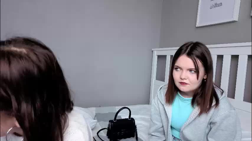 mini_bunny_mini Adult Chat October 6, 2025