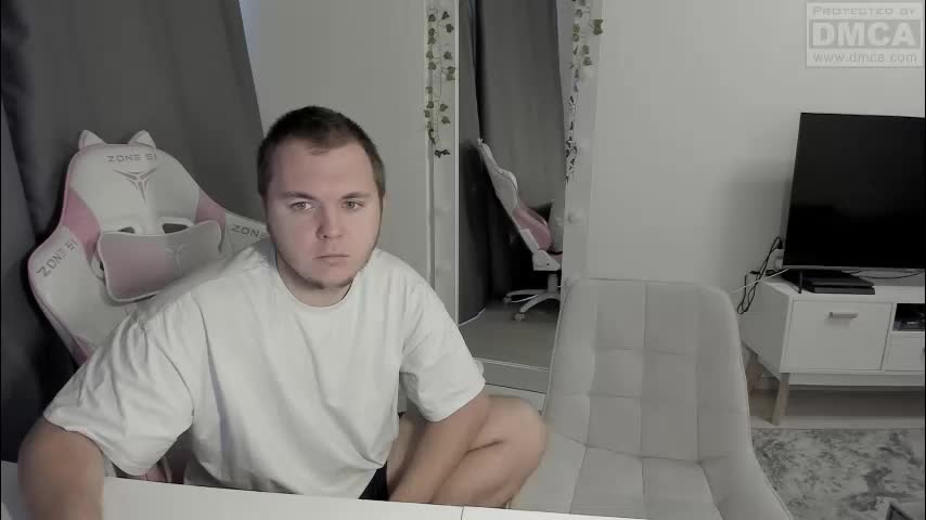 kesh_mne Adult Chat October 6, 2025