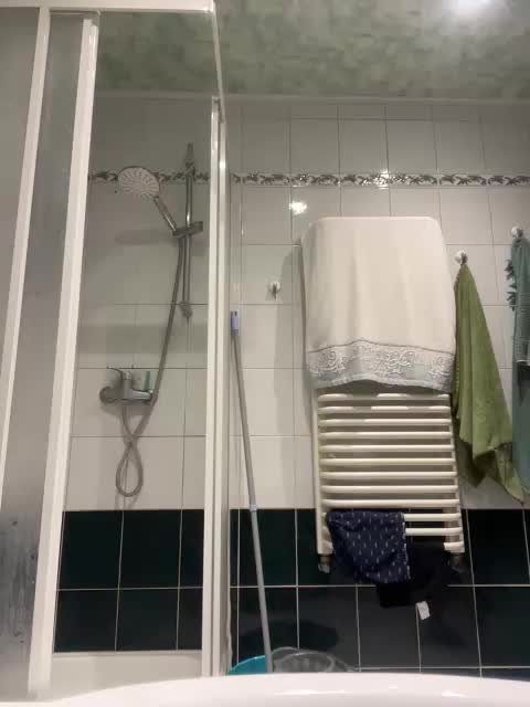 Milana22a Adult Chat October 6, 2025