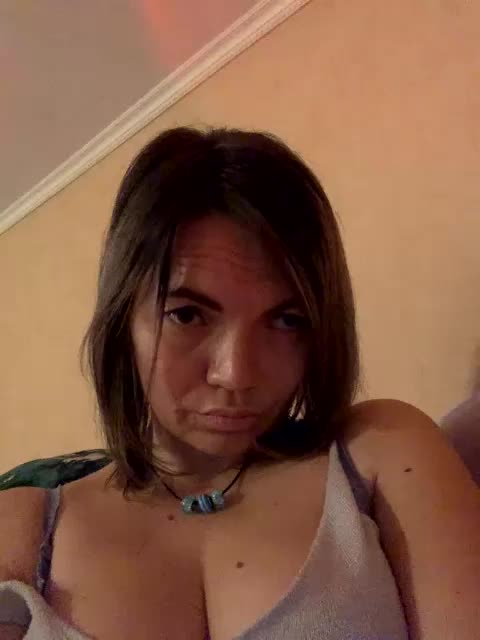 Ella-Pearlie Adult Chat October 6, 2025