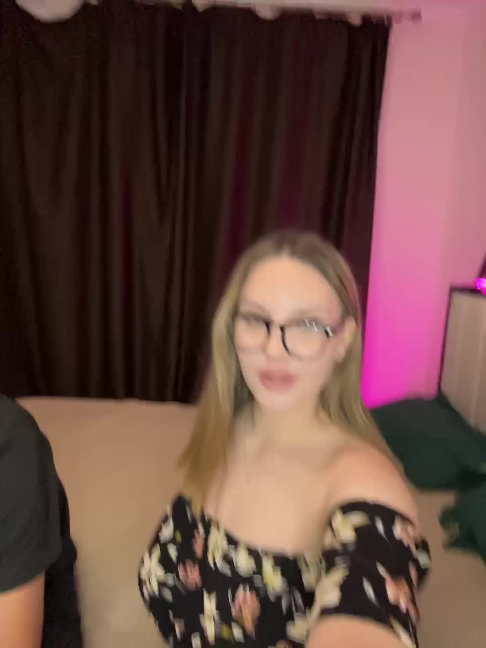 Cris_Mi Adult Chat October 6, 2025