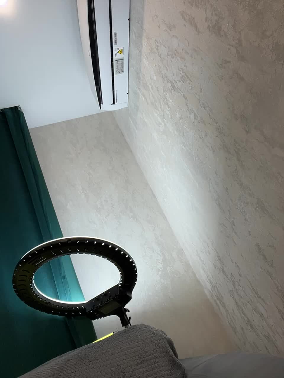 Ellidi Adult Chat October 6, 2025