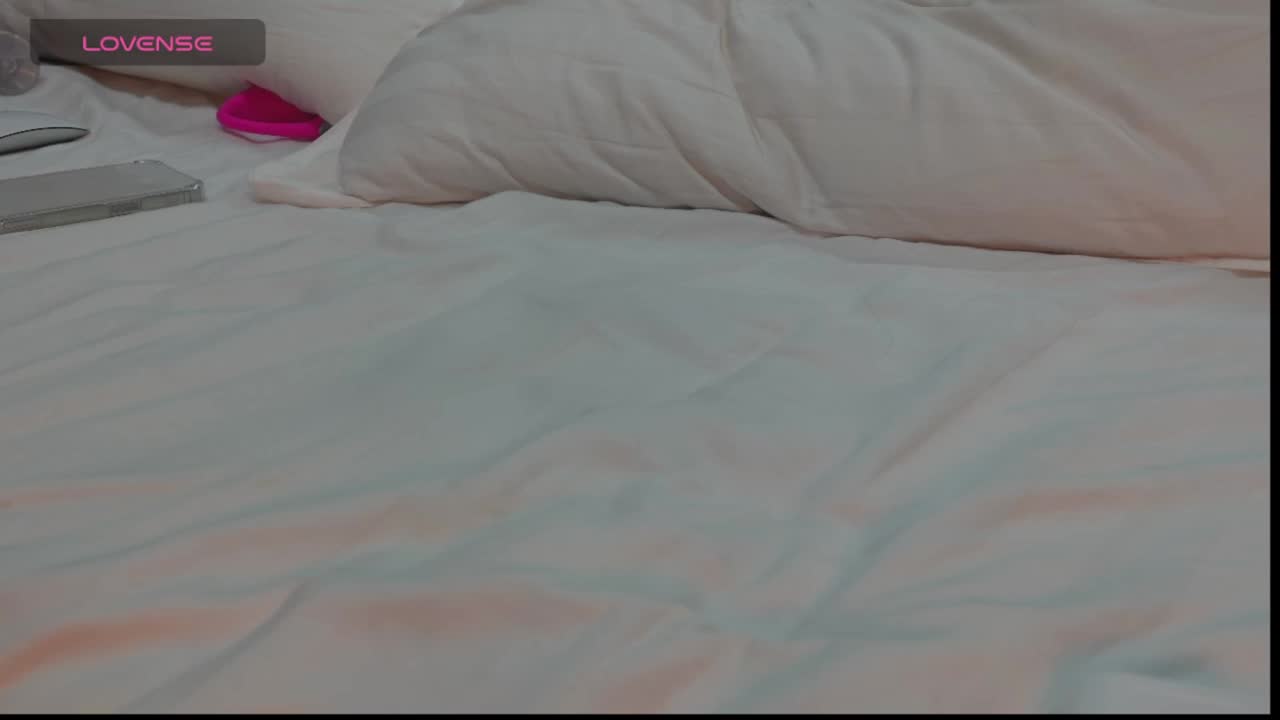 -Sara- Adult Chat October 6, 2025